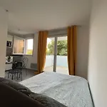 Petit Cocon Setois ! Balcon Avec Vue Et Parking セット